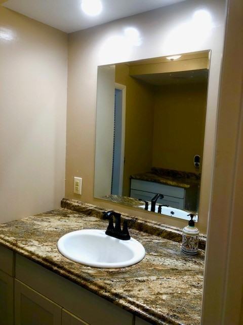 230 Carriage Way - Photo 6 of 9