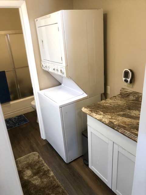 230 Carriage Way - Photo 7 of 9