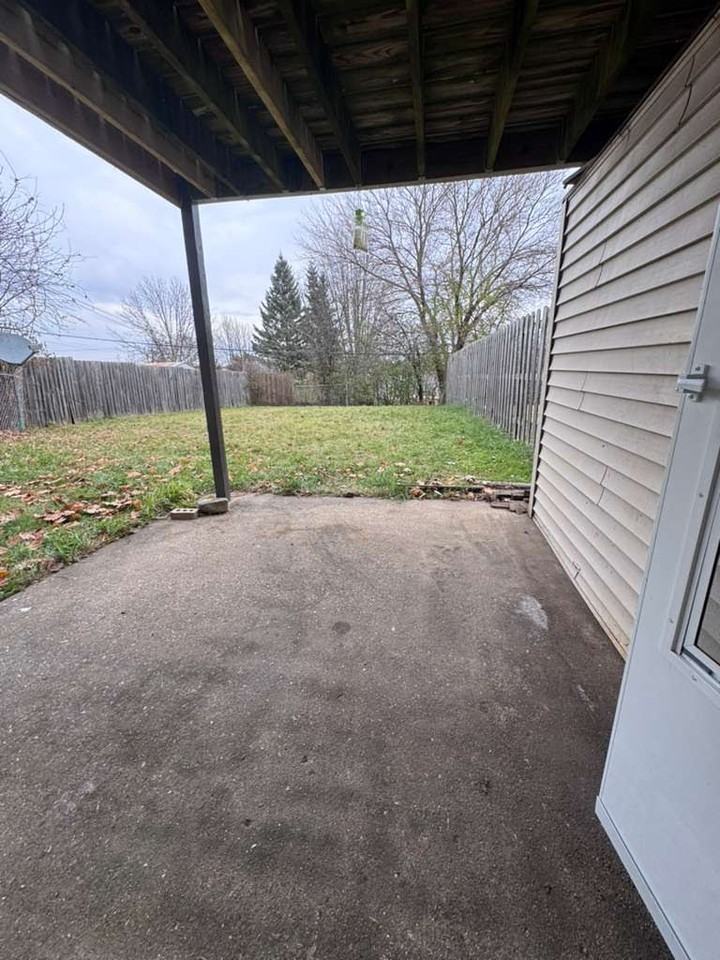 1801 Reetz Rd #1801 - Photo 4 of 23