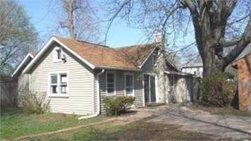 featured image of 829 Fulton Ave #1