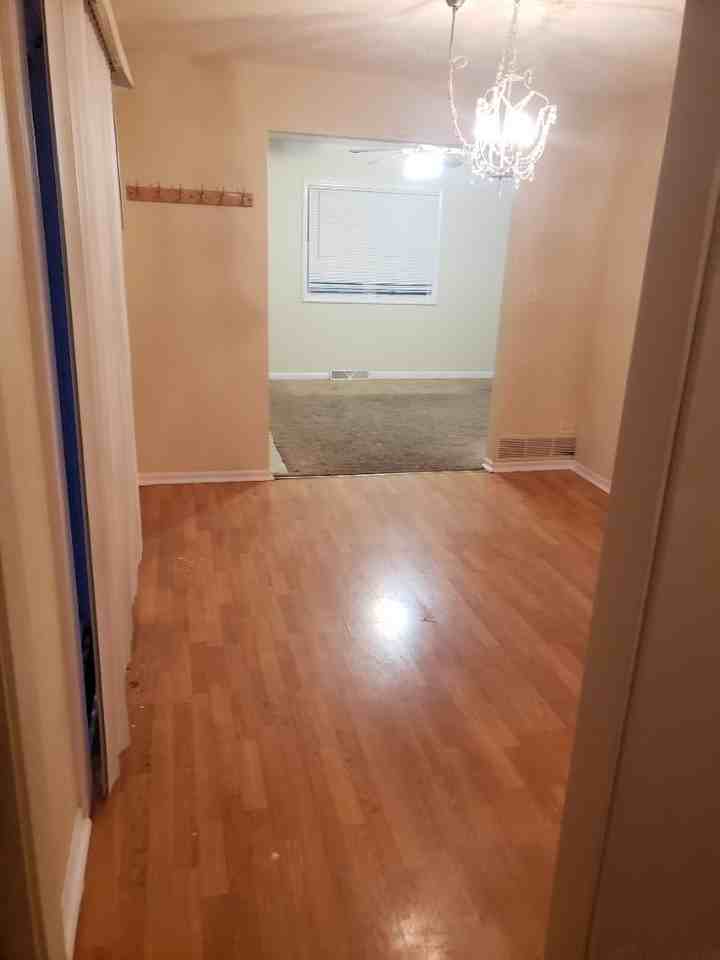 829 Fulton Ave #1 - Photo 5 of 8