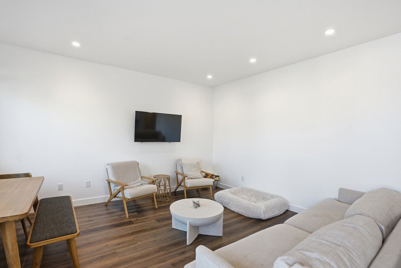 259 Almond St #NA - Photo 4 of 21