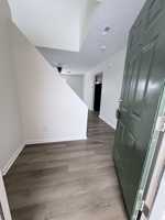 featured image of 122 Karen Ct #1