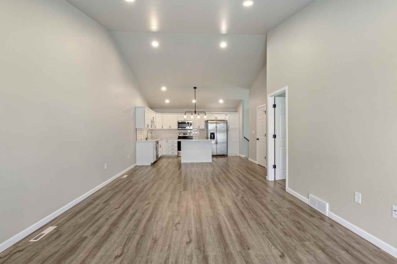 242 Divide Dr #1 - Photo 3 of 10