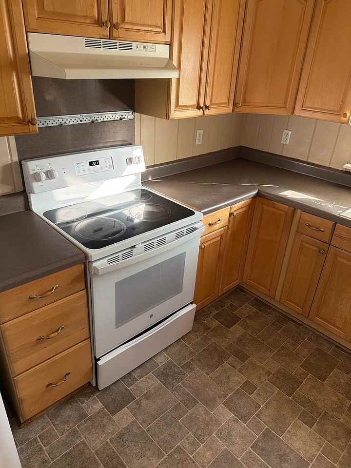 503 Lucky Ct - Photo 4 of 14