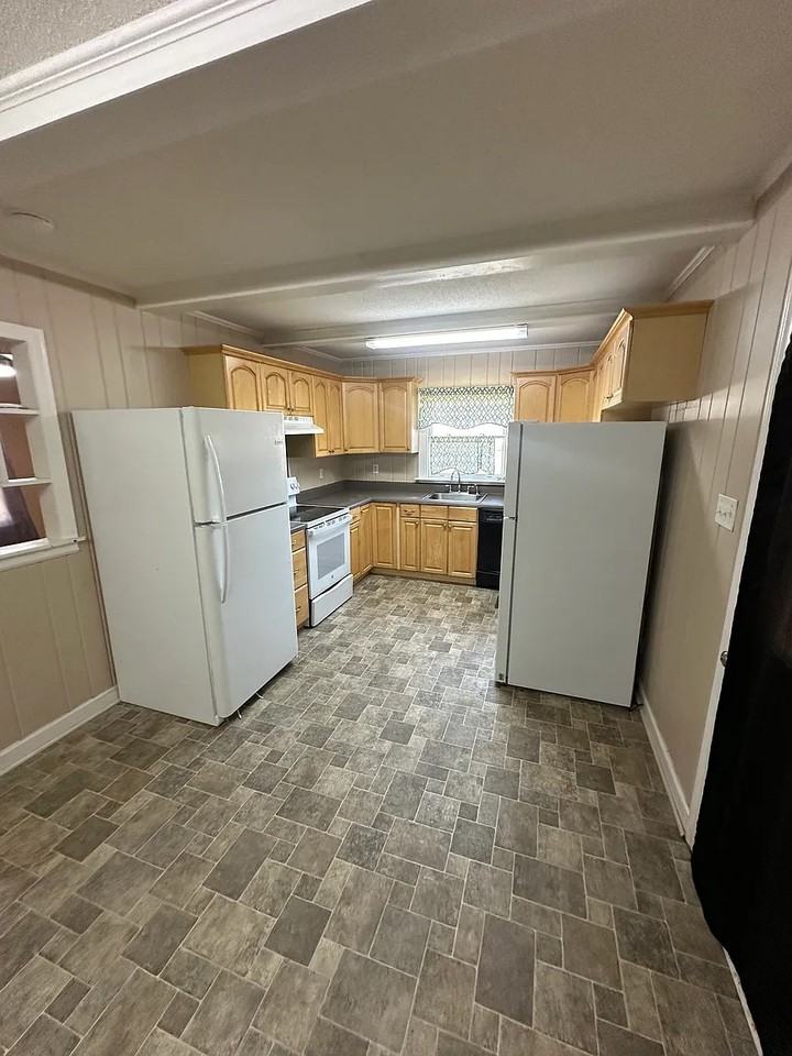 503 Lucky Ct - Photo 6 of 14