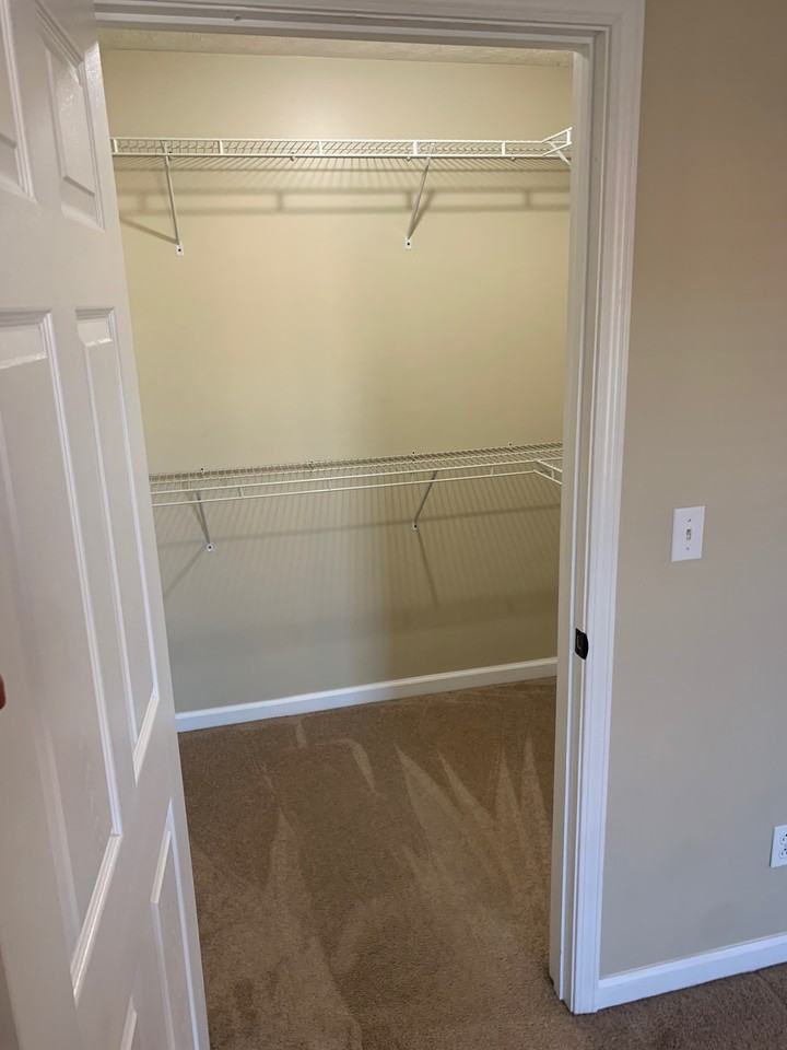 624 McCLUNGUNIT-F #F - Photo 6 of 14