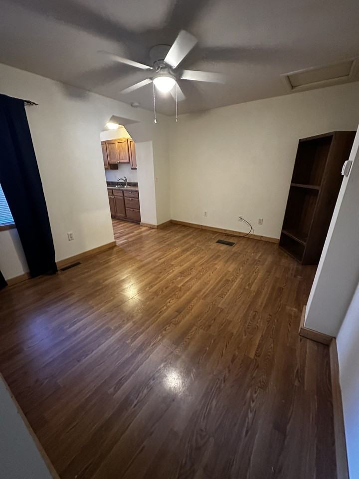 1205 Jackson St #1205 - Photo 3 of 7