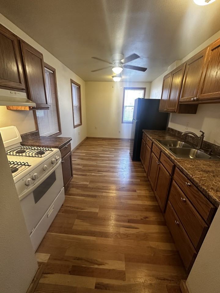 1205 Jackson St #1205 - Photo 5 of 7