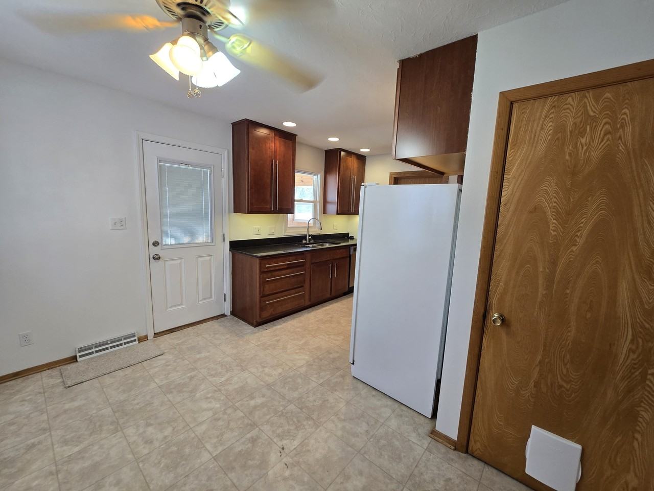 3502 Veralta Dr #1 - Photo 6 of 35