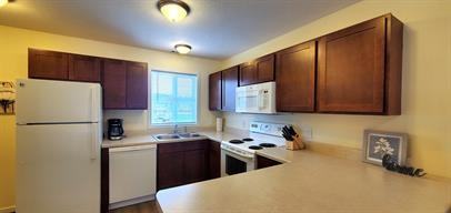 3863 Vale Dr #3863 - Photo 2 of 30