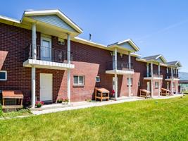 featured image of 60 N Center St #1