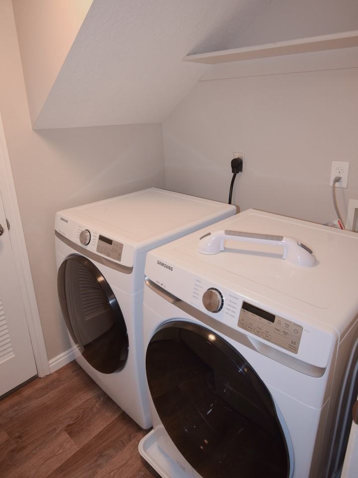 60 N Center St #1 - Photo 6 of 15