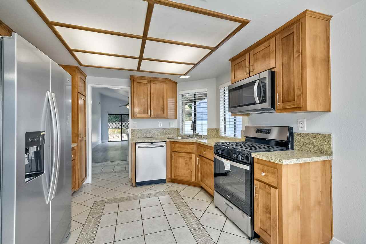 6866 Watercourse Dr #1 - Photo 5 of 27