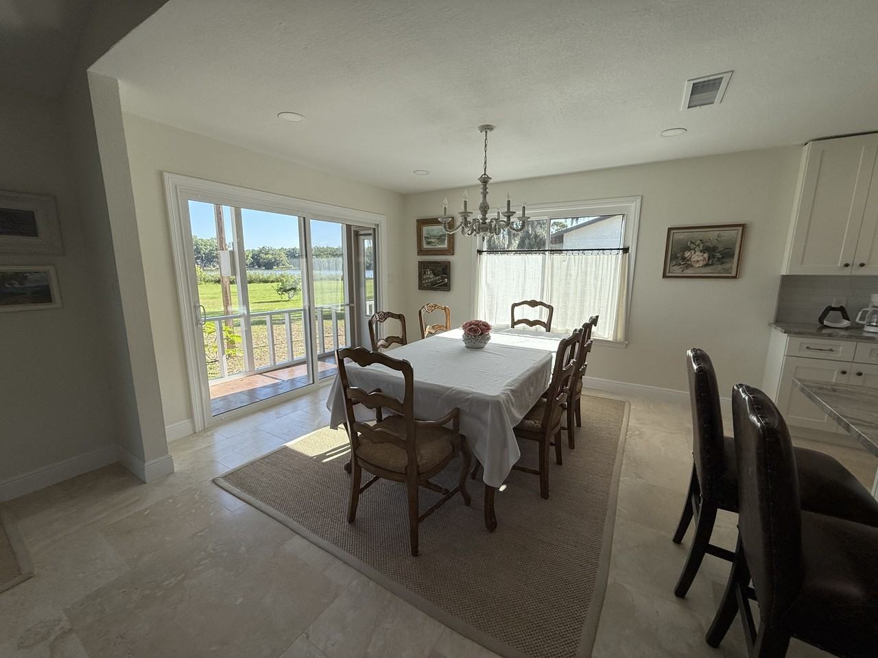 245 E Lakeview St #1 - Photo 6 of 28