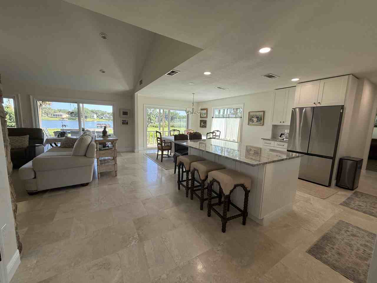 245 E Lakeview St #1 - Photo 7 of 28