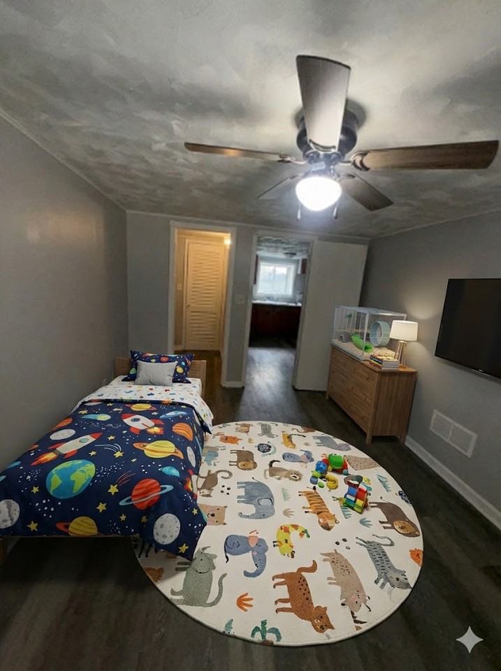 127 Winona Dr #1 - Photo 3 of 8