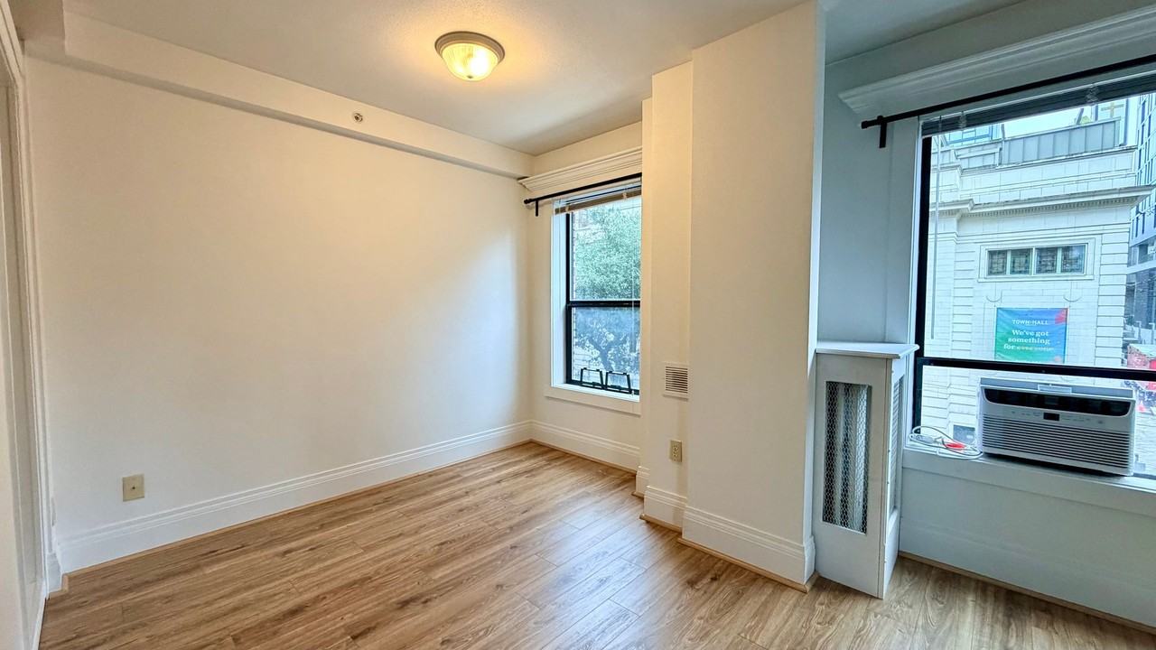 Exeter Apartments - Photo 4 of 50