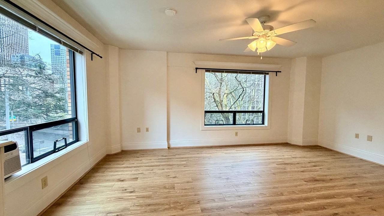 Exeter Apartments - Photo 5 of 50