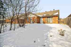 featured image of 8910 Oak Valley Dr #1