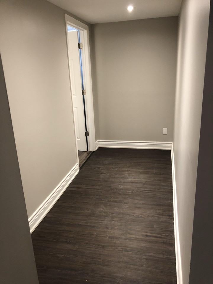 322 East 17th Street Lower Unit - Photo 7 of 10