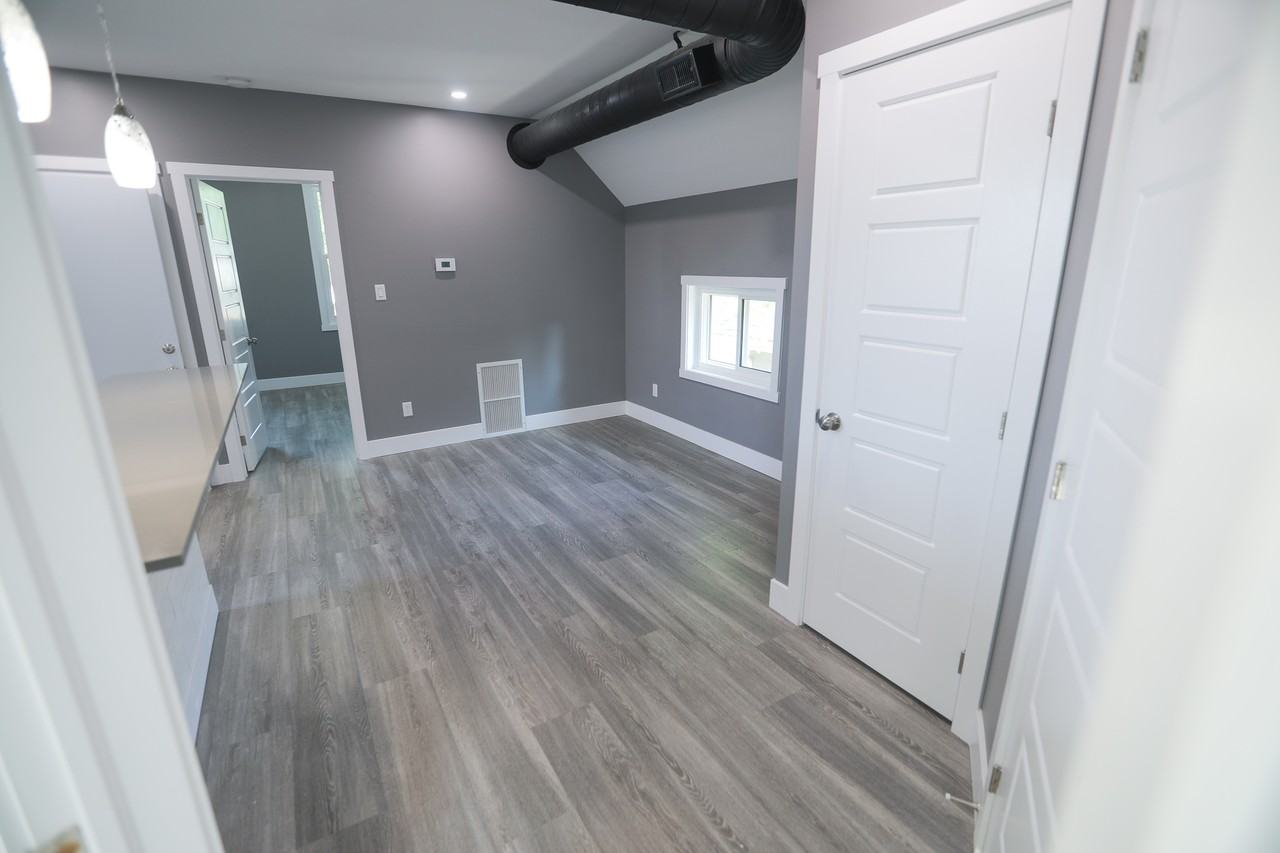 Wharncliffe Rd. S. 94 - Upper - Photo 6 of 27