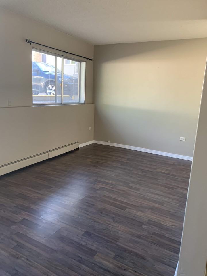 Pleasantview Apartments - Photo 7 of 9