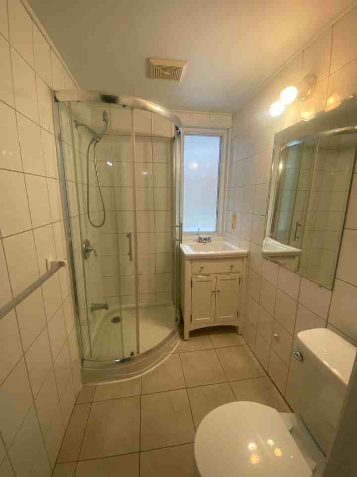 8191 Bloomfield - Photo 6 of 20