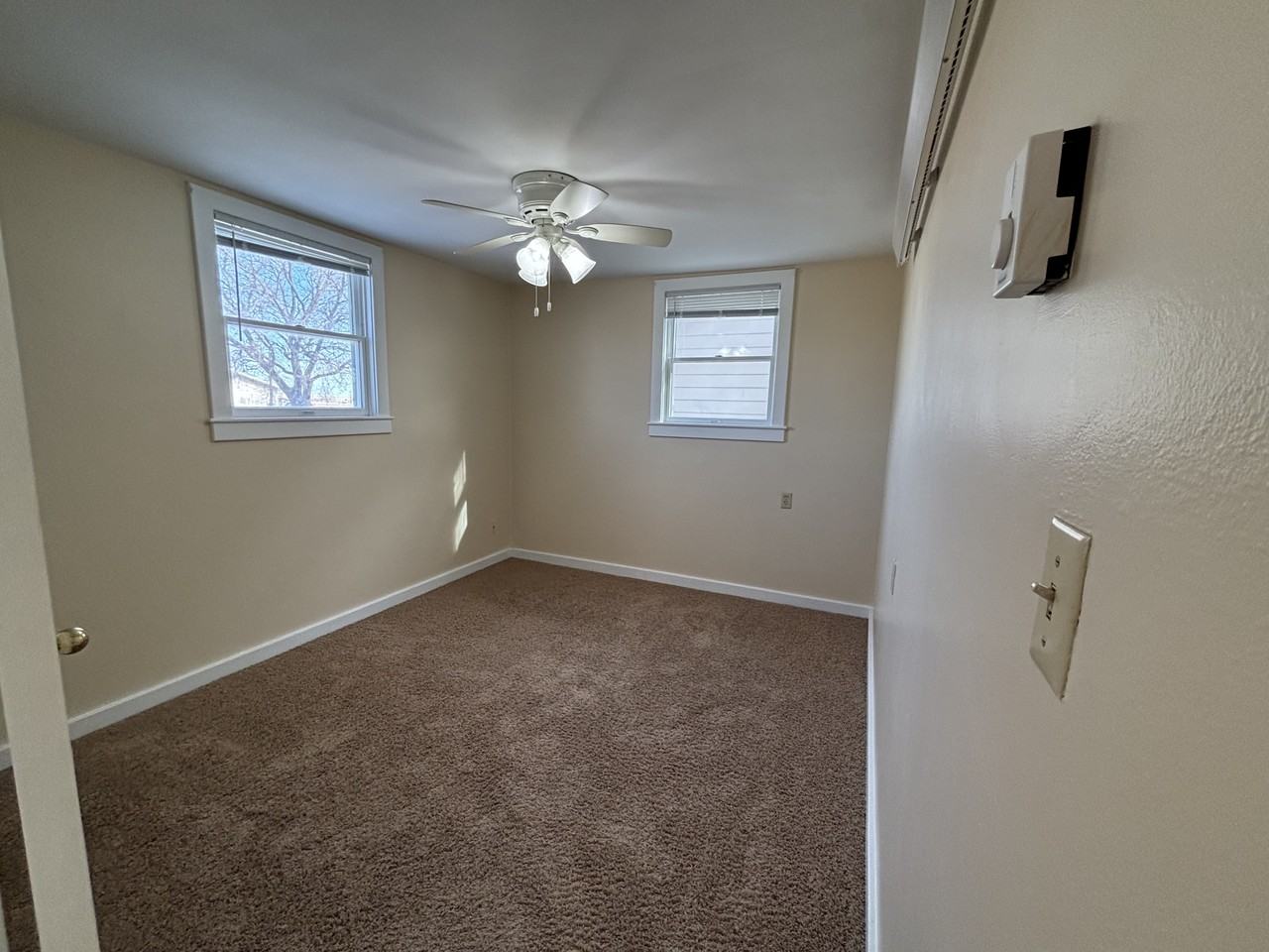 908 Jefferson St #1 - Photo 2 of 9