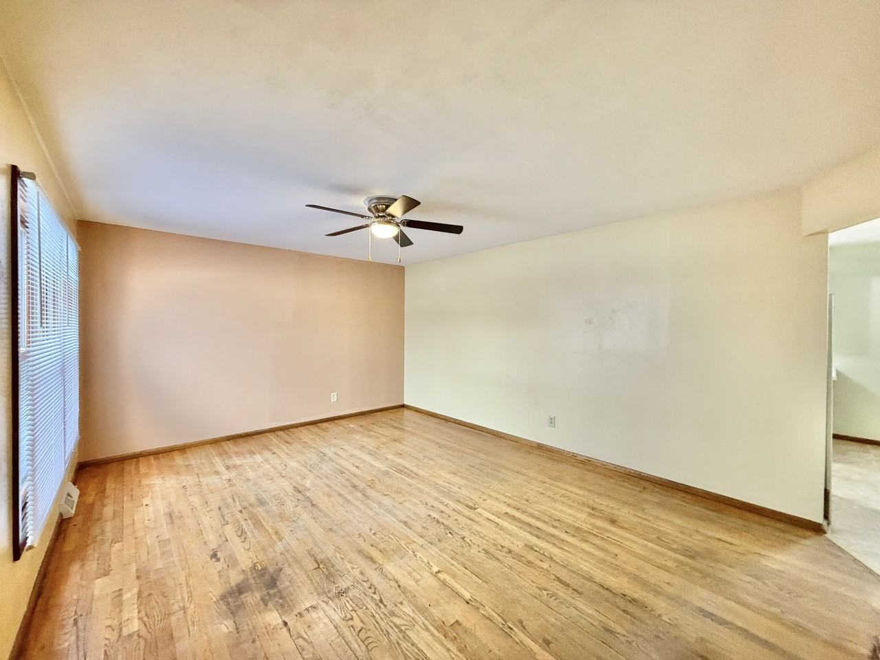 1834 S Crosby Ave #1 - Photo 3 of 22