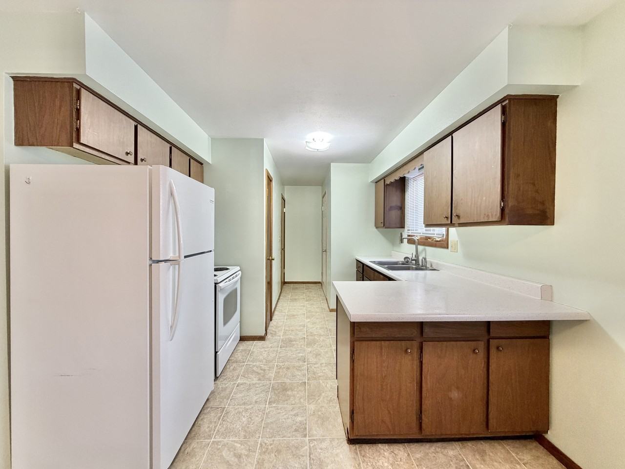 1834 S Crosby Ave #1 - Photo 5 of 22