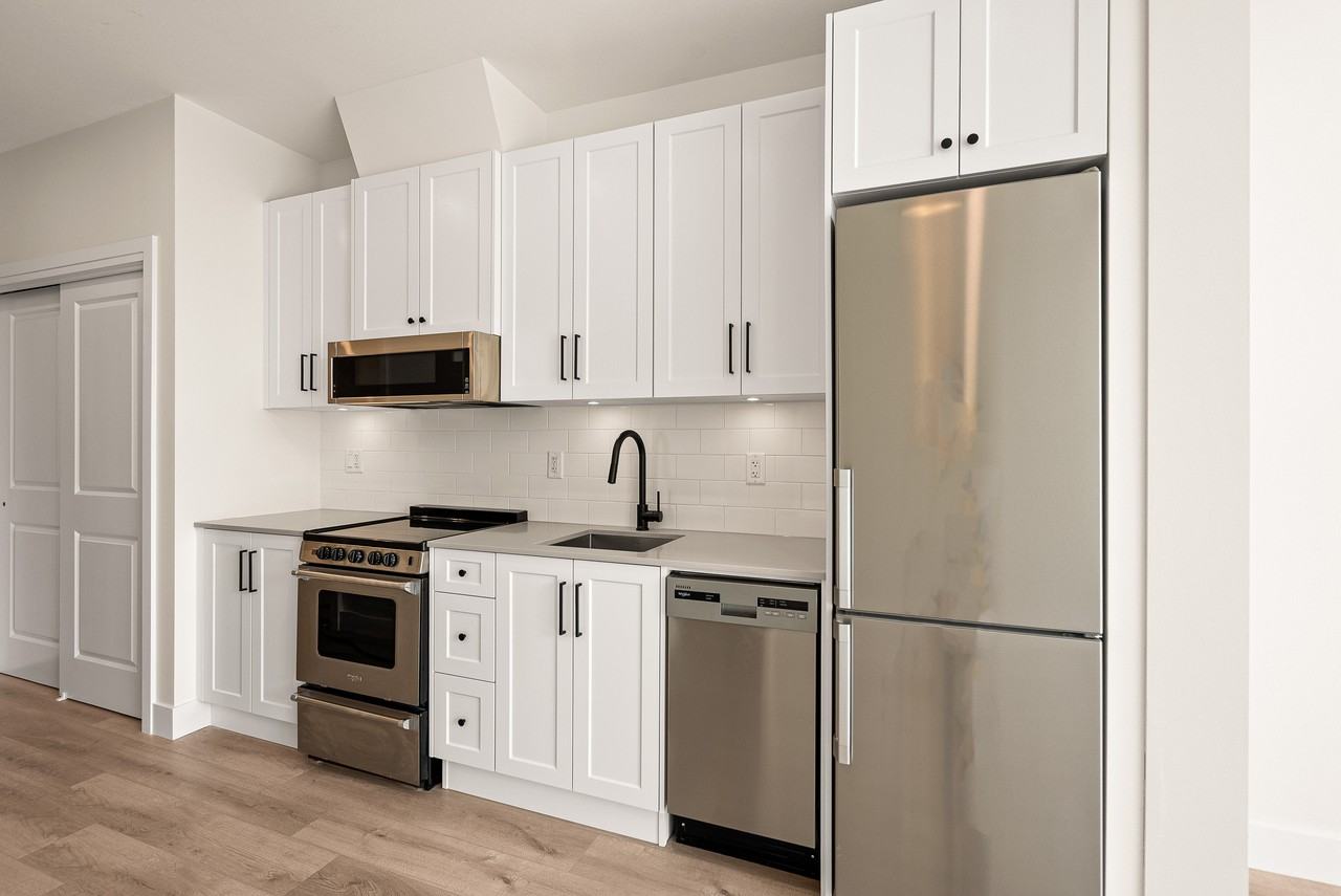 6045 The Yearling - Photo 3 of 15