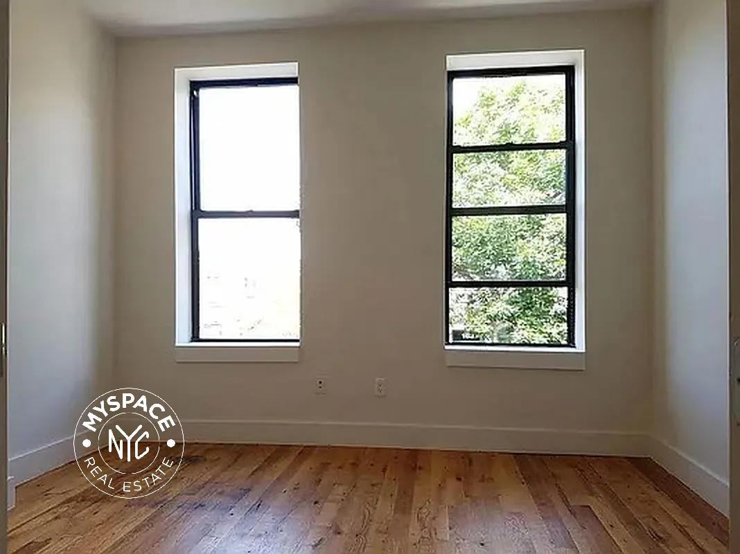 168 Cooper St #3L - Photo 3 of 7