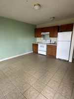 featured image of 142 Lakeview Cir #8