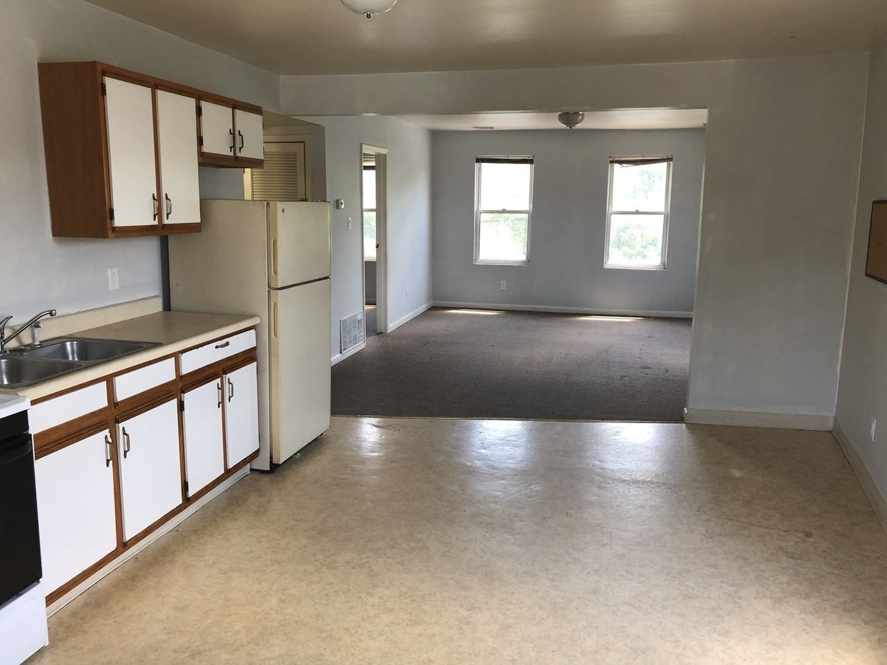 144 - 150 River Ave - 146 #146 - Photo 2 of 19