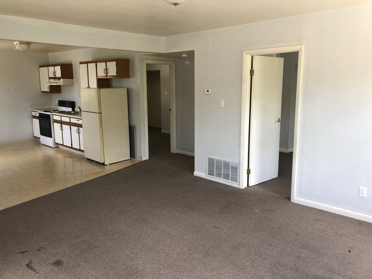 144 - 150 River Ave - 146 #146 - Photo 4 of 19