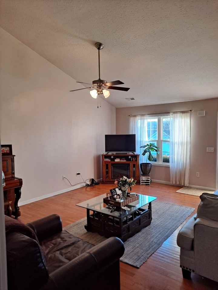 103 Destin Cir #1 - Photo 3 of 25