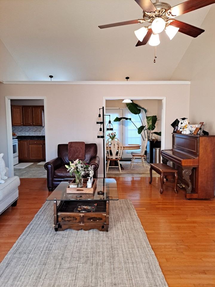 103 Destin Cir #1 - Photo 4 of 25