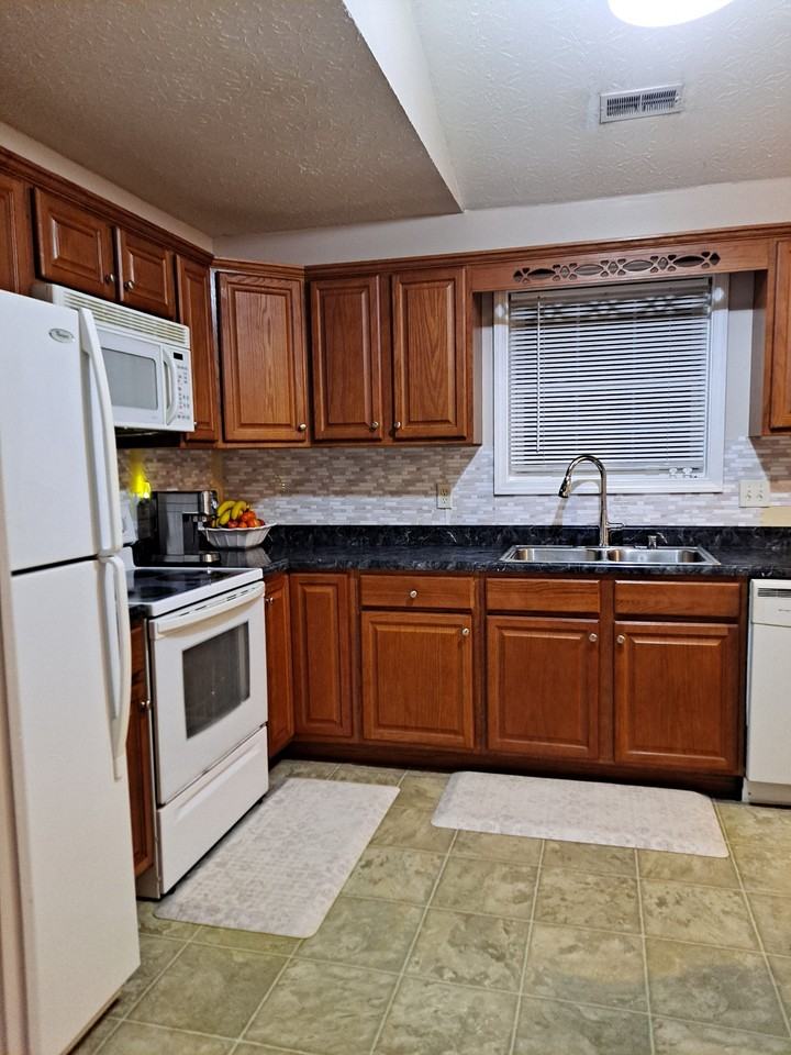 103 Destin Cir #1 - Photo 6 of 25