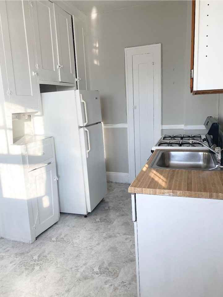 2814 Hampshire - Photo 2 of 38