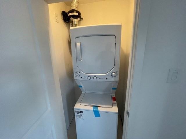 390 Rolling Meadow Cres - Photo 5 of 10