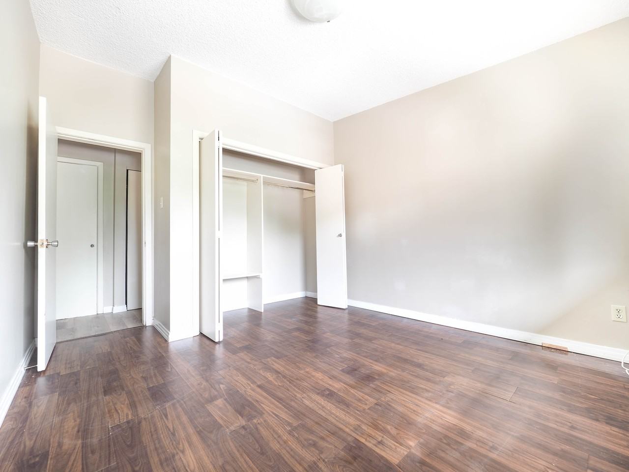 Creston House - Photo 6 of 8