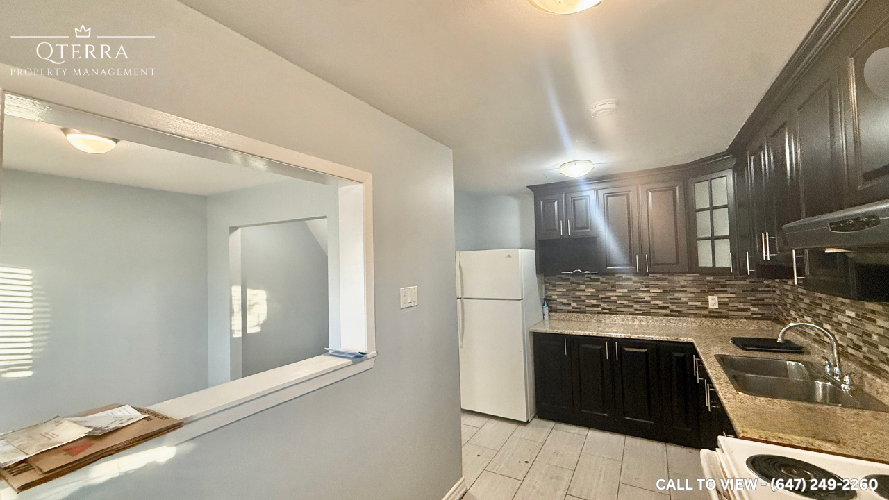 287-1605 Albion Rd, Toronto, Ontario M9V 1B6 - Photo 2 of 10