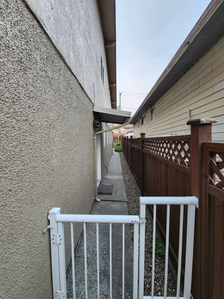 8196 Prince Edward Street - Photo 6 of 6