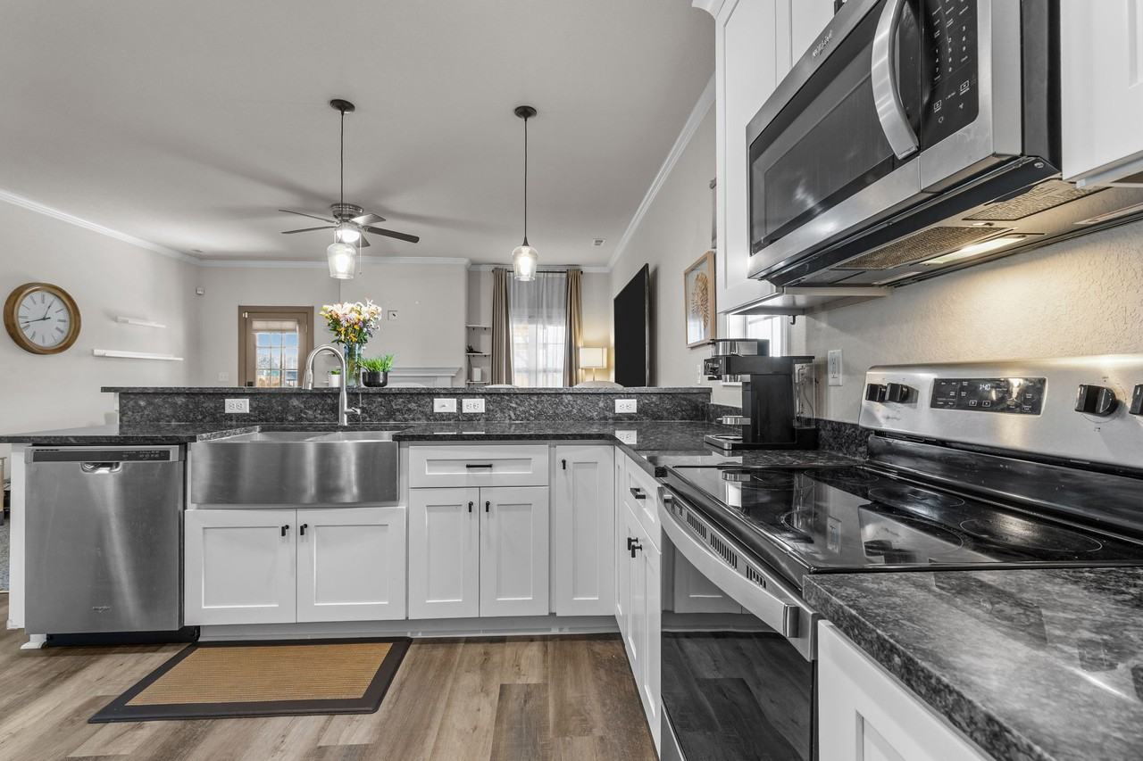 812 Somb Moore Ways #1 - Photo 7 of 29