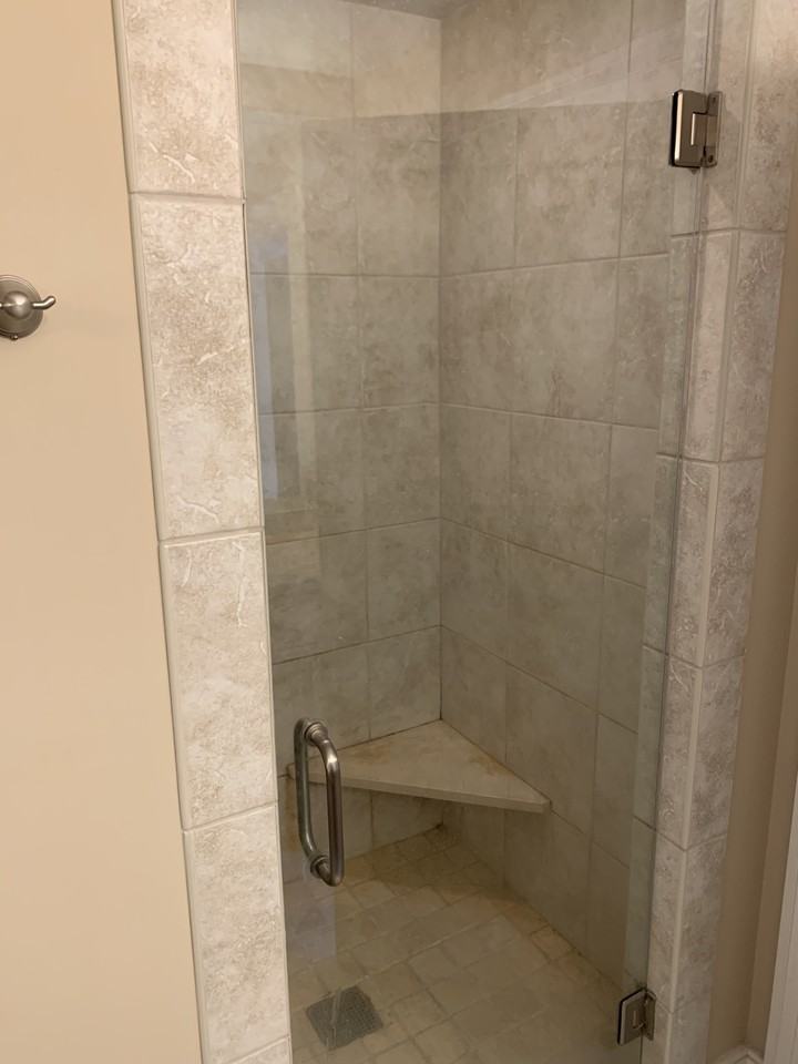 245 S Limestone - Photo 4 of 10