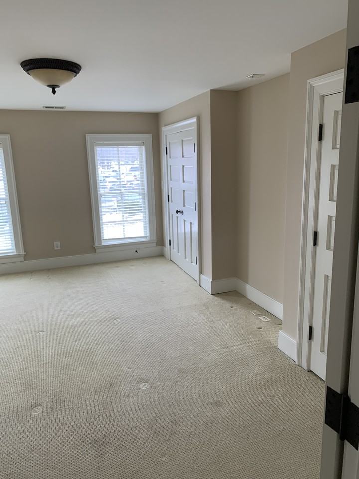 245 S Limestone - Photo 6 of 10