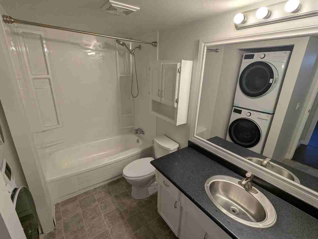 5 Burland Avenue 101 - Photo 3 of 6