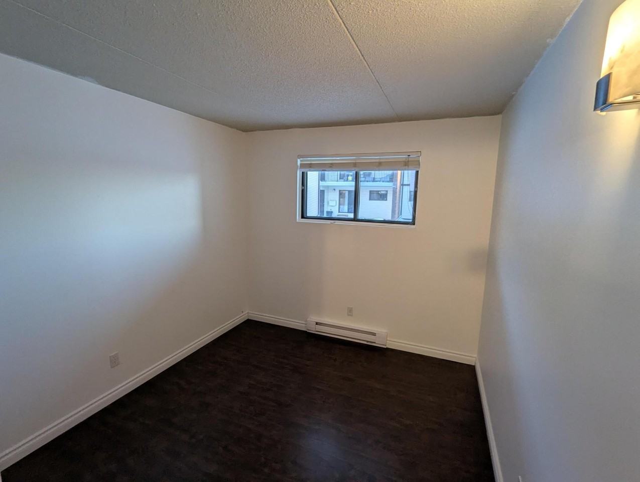 5 Burland Avenue 101 - Photo 4 of 6