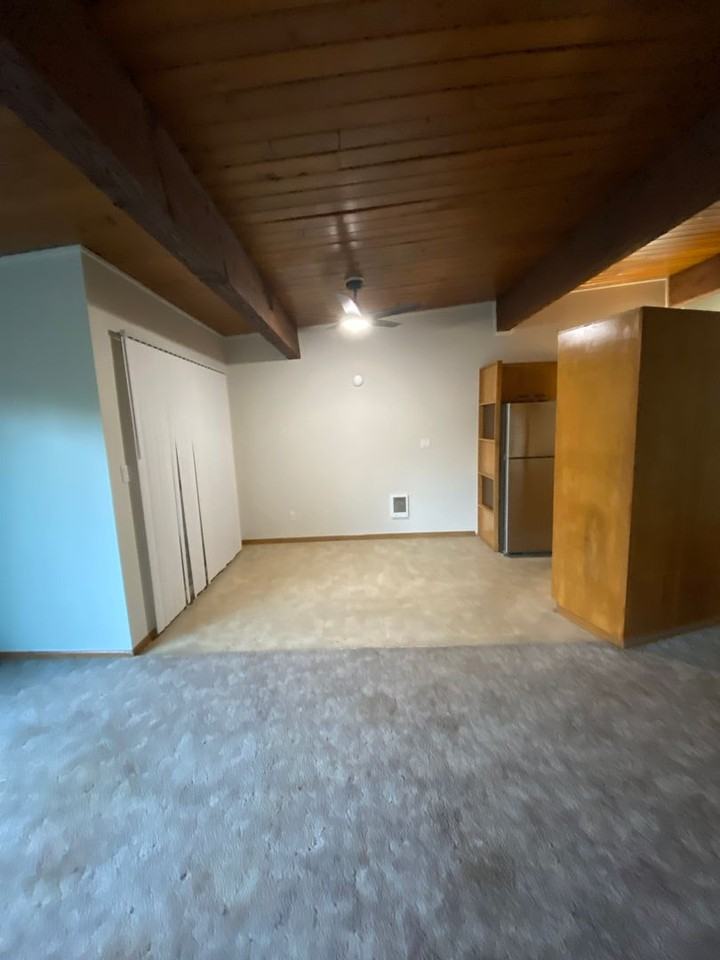 #363 BROOKWOOD APARTMENTS - Photo 4 of 19